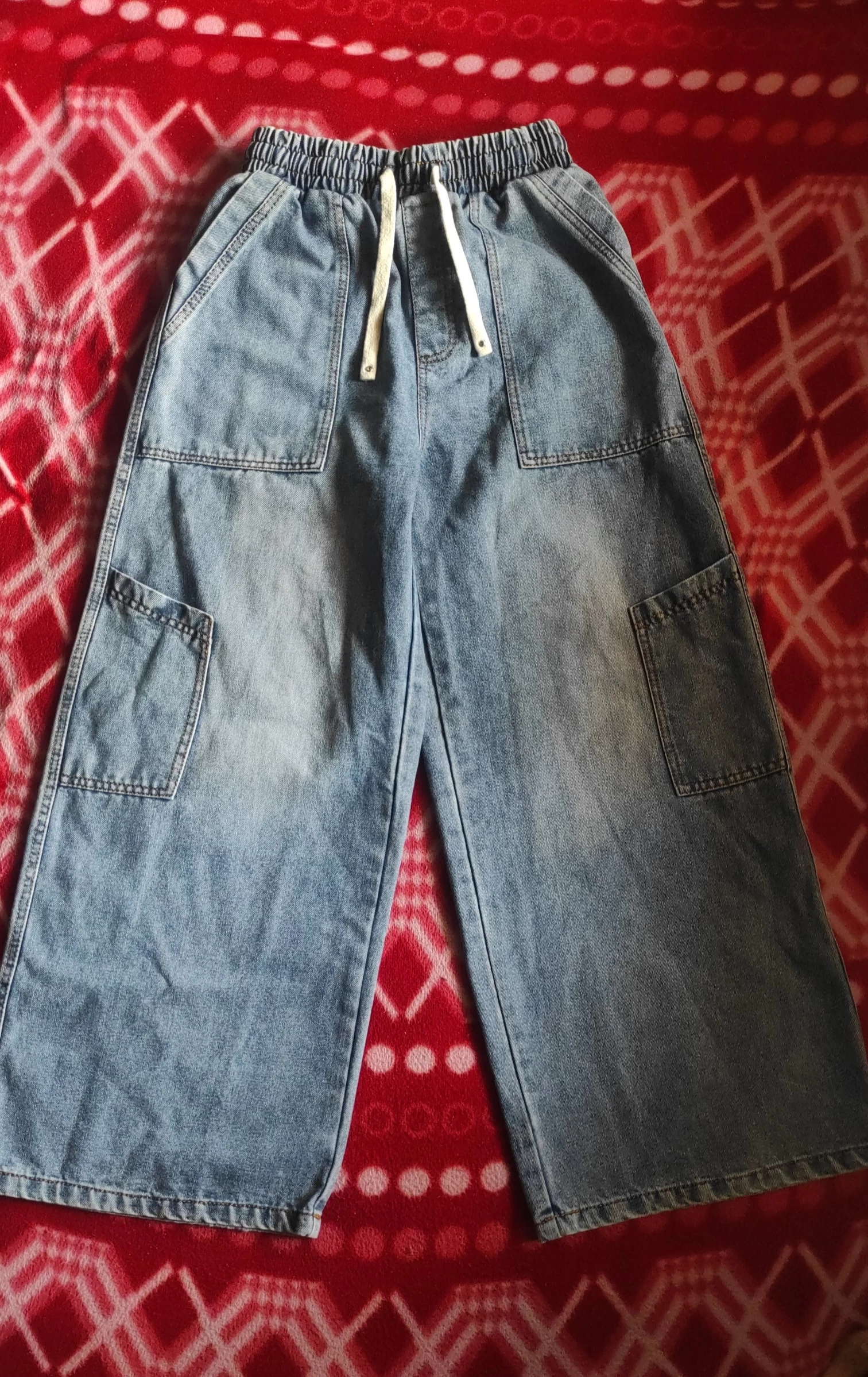 Y2K washed baggy jeans